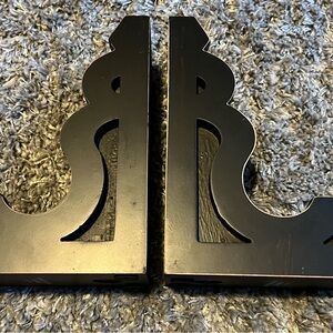 Magnolia Home Joanna Gaines Black Corbel (pair)